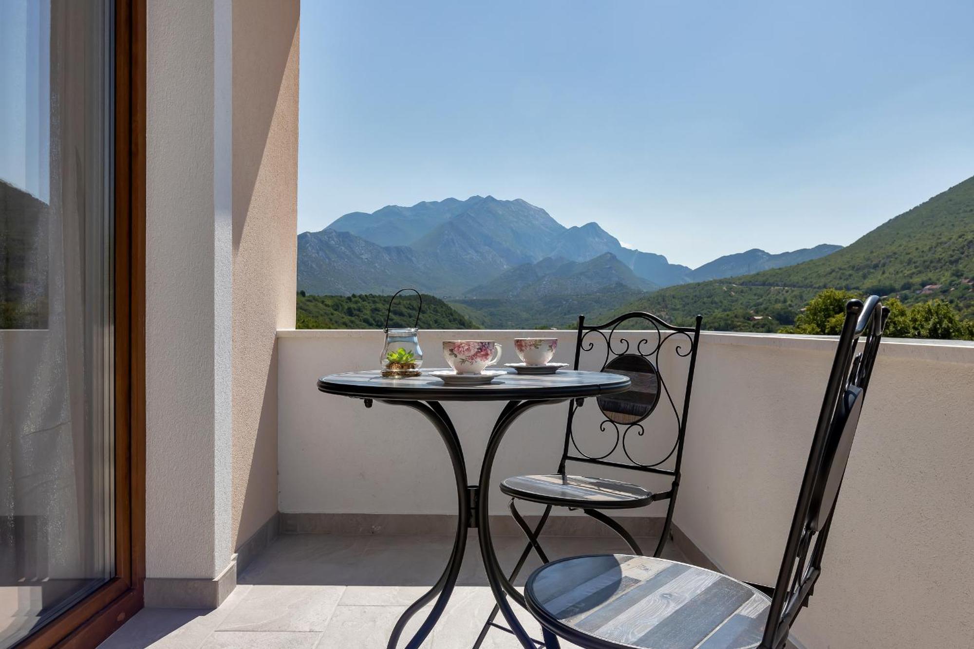 Charming Holiday Home Dolac In Rural Area With Pool Slime Exterior photo